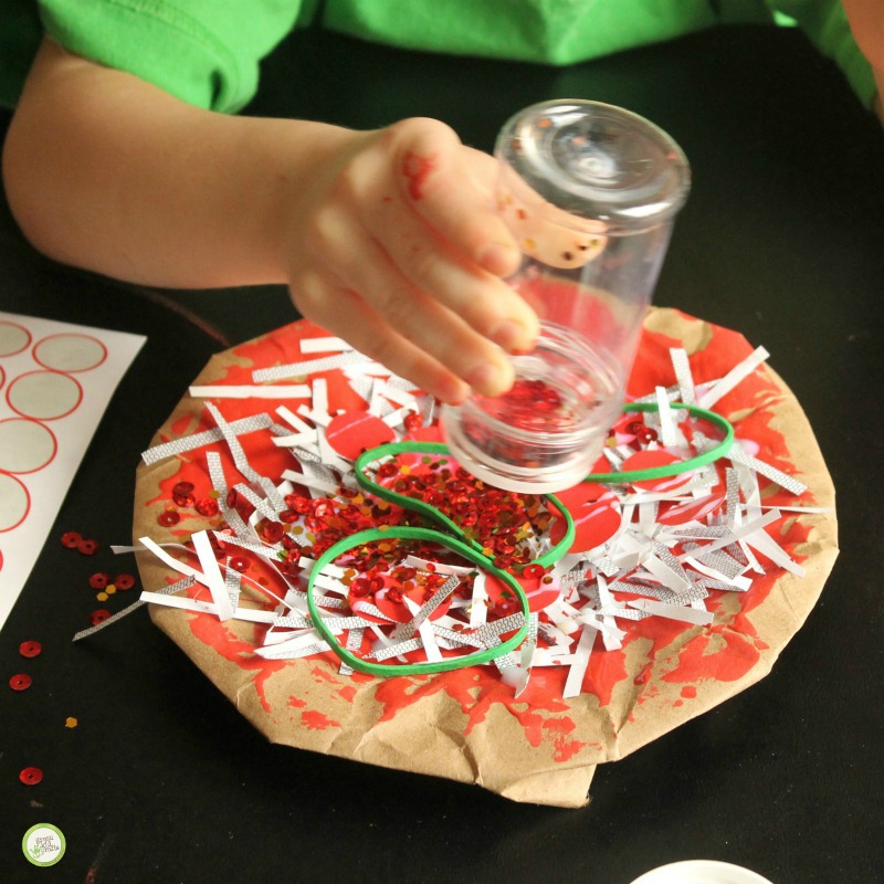 finished paper plate pizza craft