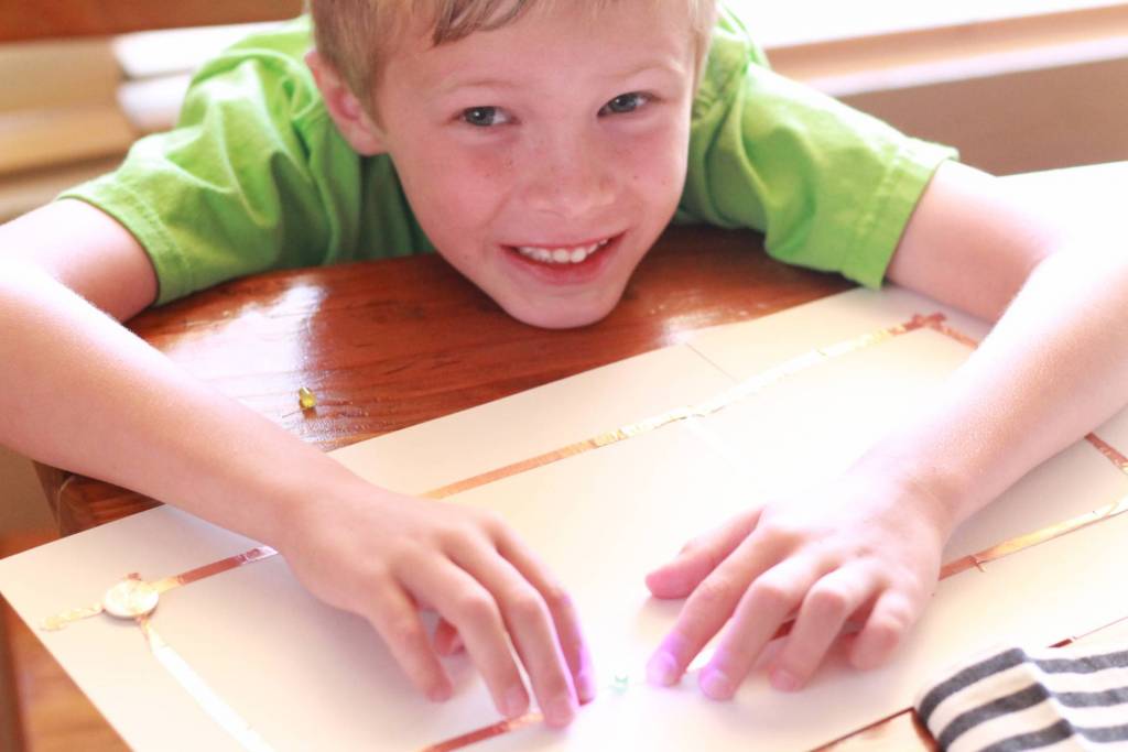 Looking for educational toys, science kits, monthly crafts for kids, monthly subscriptions for kids, a monthly craft box or kids craft subscription? Green Kid Crafts, kids craft subscription and maker of the best subscription boxes, including award-winning arts and craft subscription boxes and best monthly subscription boxes has what you're looking for!