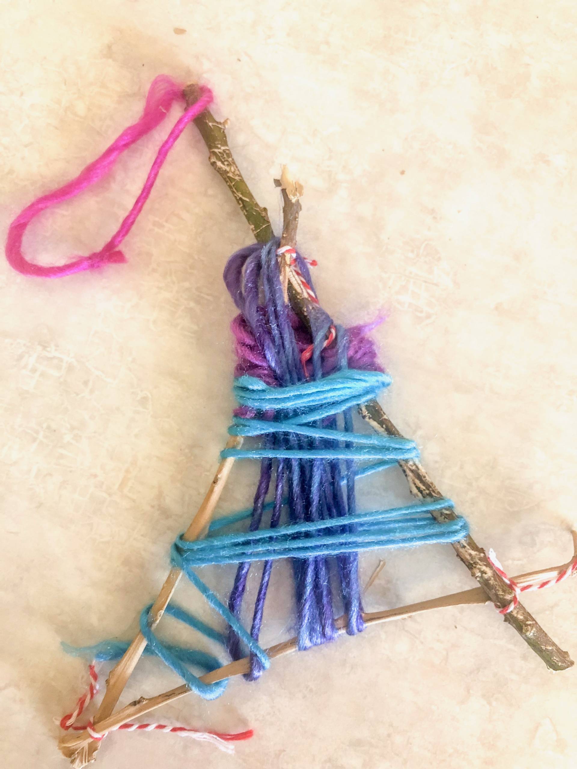 Looking for educational toys, science kits, monthly crafts for kids, monthly subscriptions for kids, a monthly craft box or kids craft subscription? Green Kid Crafts, kids craft subscription and maker of the best subscription boxes, including award-winning arts and craft subscription boxes and best monthly subscription boxes has what you're looking for!