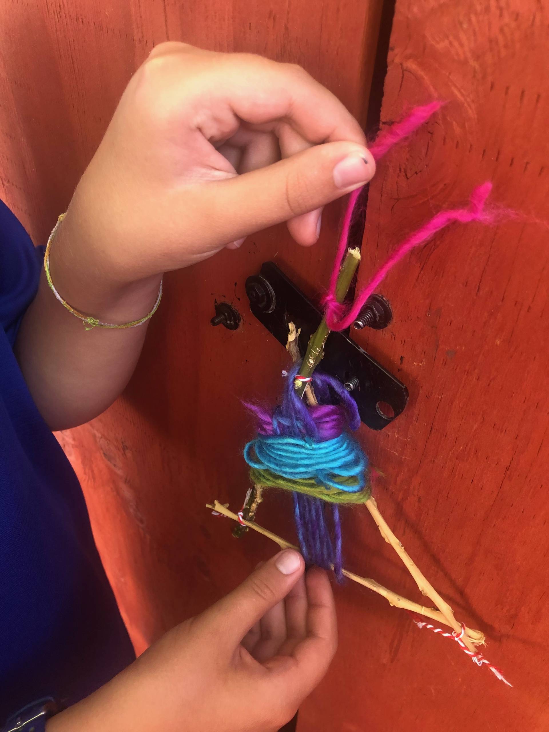 Looking for educational toys, science kits, monthly crafts for kids, monthly subscriptions for kids, a monthly craft box or kids craft subscription? Green Kid Crafts, kids craft subscription and maker of the best subscription boxes, including award-winning arts and craft subscription boxes and best monthly subscription boxes has what you're looking for!