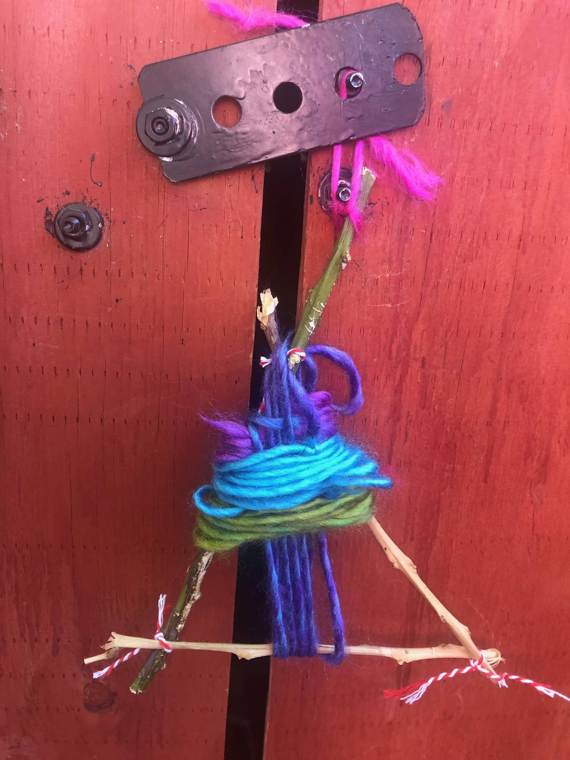 Looking for educational toys, science kits, monthly crafts for kids, monthly subscriptions for kids, a monthly craft box or kids craft subscription? Green Kid Crafts, kids craft subscription and maker of the best subscription boxes, including award-winning arts and craft subscription boxes and best monthly subscription boxes has what you're looking for!