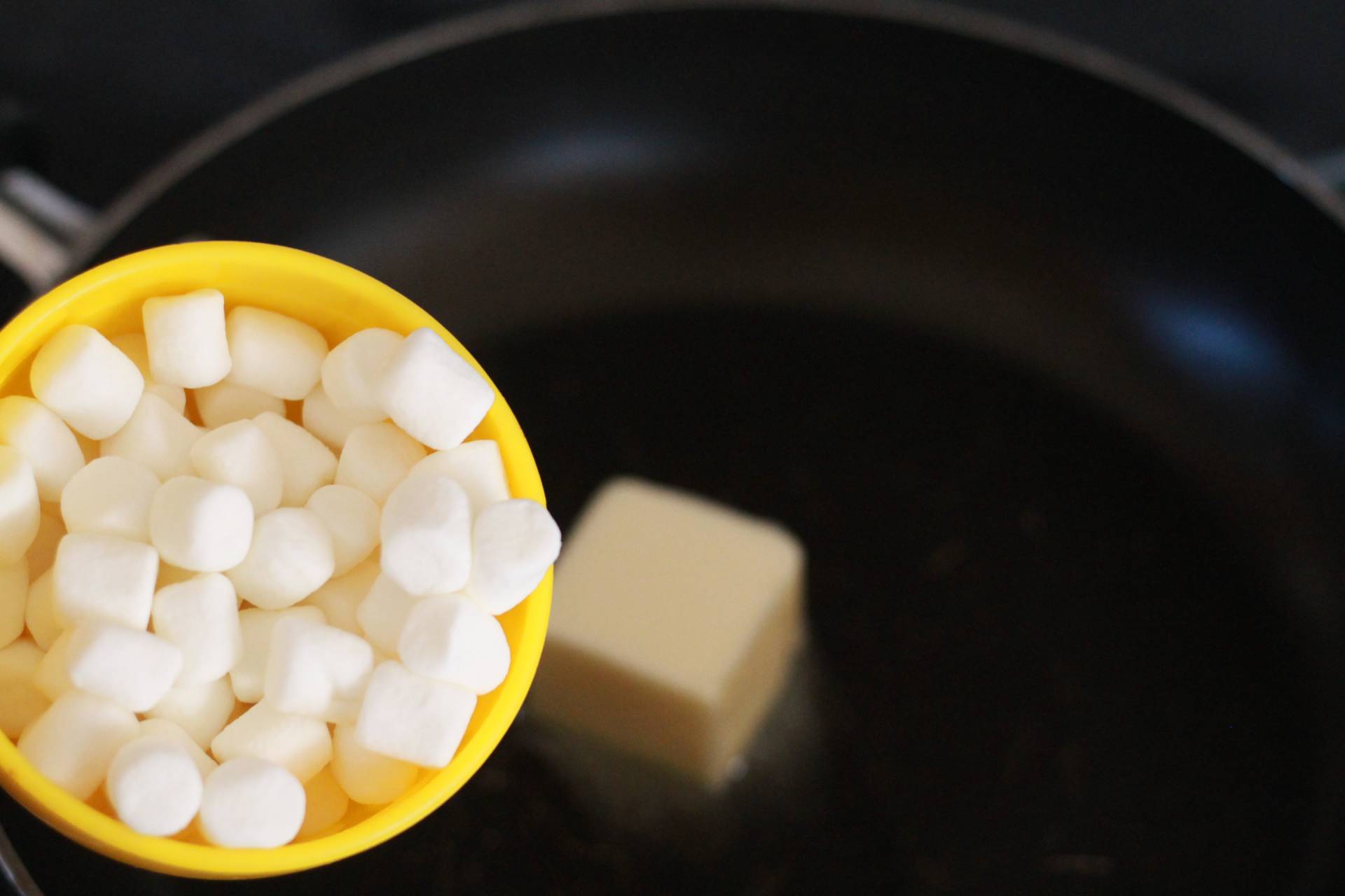 Looking for educational toys, science kits, monthly crafts for kids, monthly subscriptions for kids, a monthly craft box or kids craft subscription? Green Kid Crafts, kids craft subscription and maker of the best subscription boxes, including award-winning arts and craft subscription boxes and best monthly subscription boxes has what you're looking for!