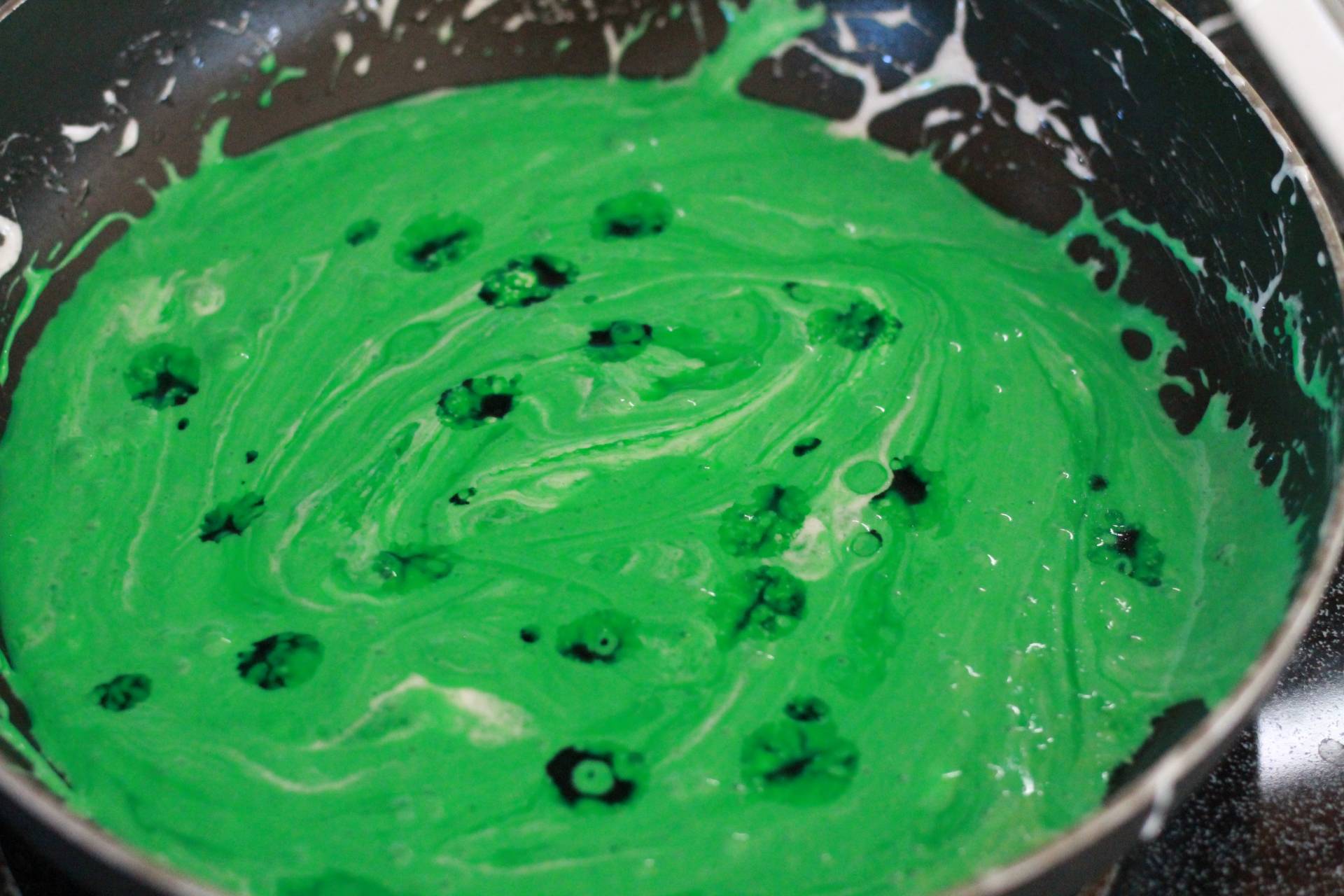 Looking for educational toys, science kits, monthly crafts for kids, monthly subscriptions for kids, a monthly craft box or kids craft subscription? Green Kid Crafts, kids craft subscription and maker of the best subscription boxes, including award-winning arts and craft subscription boxes and best monthly subscription boxes has what you're looking for!