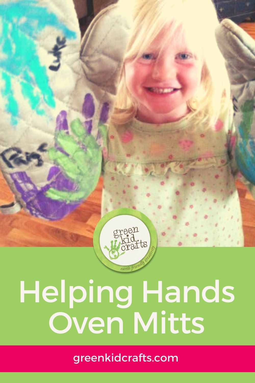 Helping Hands Oven Mitts - Green Kid Crafts