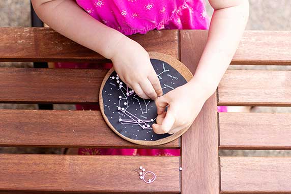kid discovering the STEM subscription box